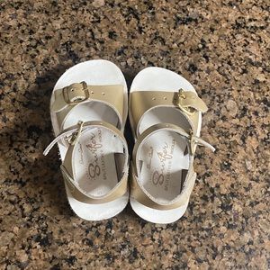 Baby size 5 SunSan sandals